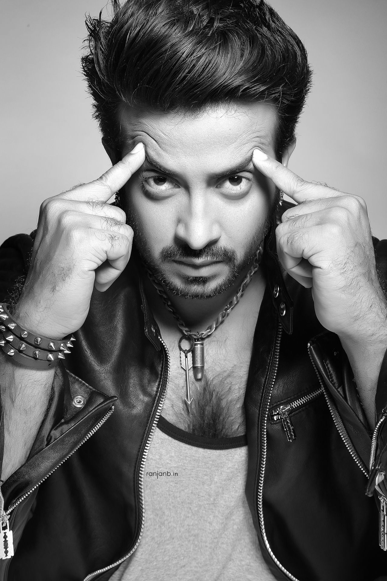 Best portrait photography in India by Ranjan Bhattacharya, featuring a black-and-white portrait of Bangladeshi superstar Shakib Khan during a look test for the feature film "Shikari."