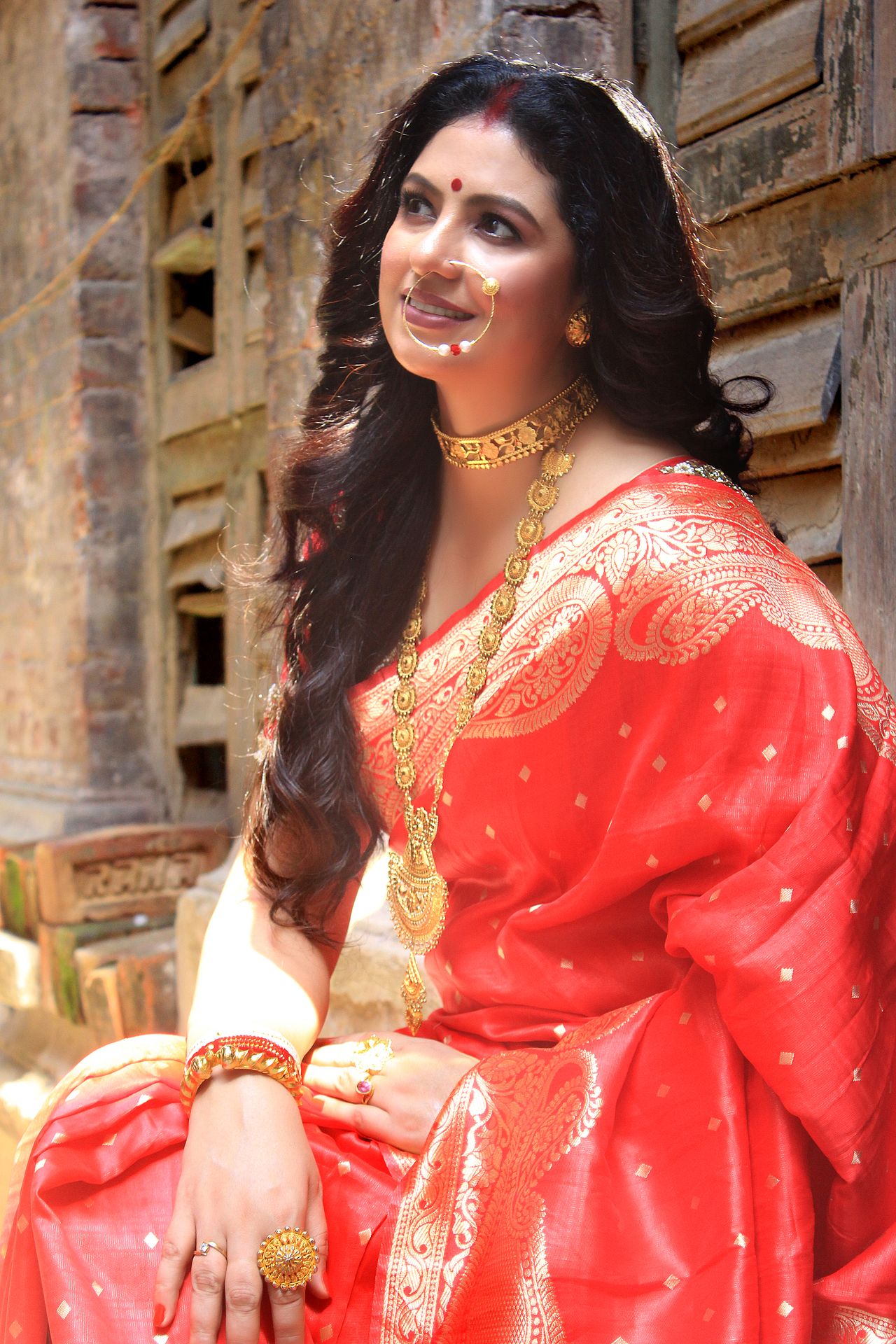 Portrait of Hasin Jahan wearing a traditional outfit, captured by Ranjan Bhattacharya, showcasing her elegance and grace.