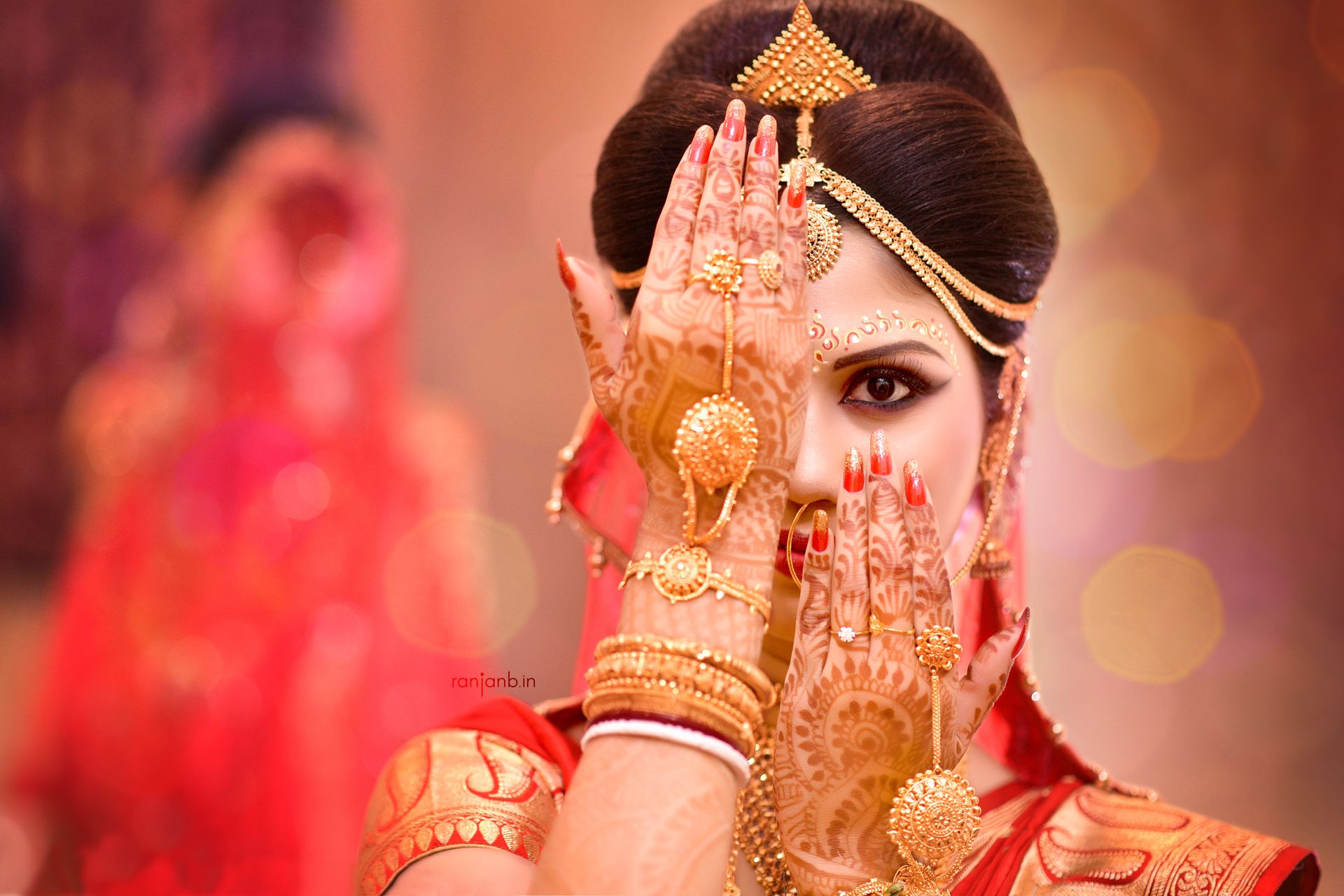 Close-up Wedding Portrait with Canon 5D Mark III Captured by Ranjan Bhattacharya