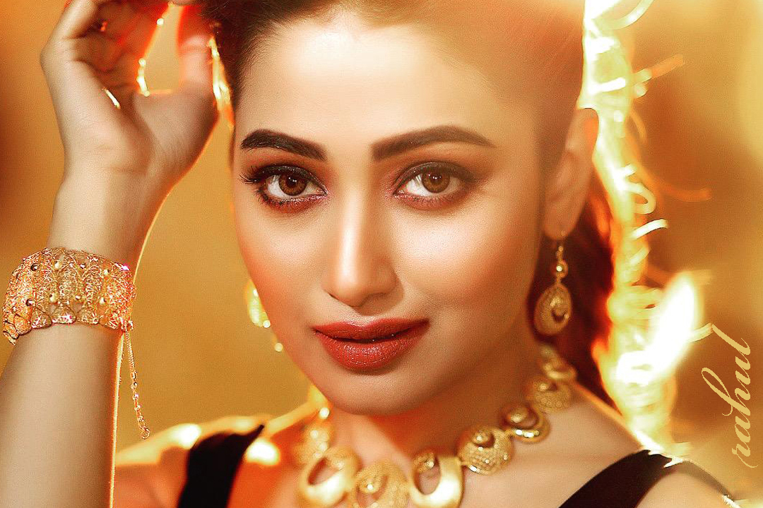 Close-up portrait of Sudipta Banerjee during a jewelry ad campaign shoot for a renowned jewelry showroom in Kolkata, captured by Ranjan Bhattacharya